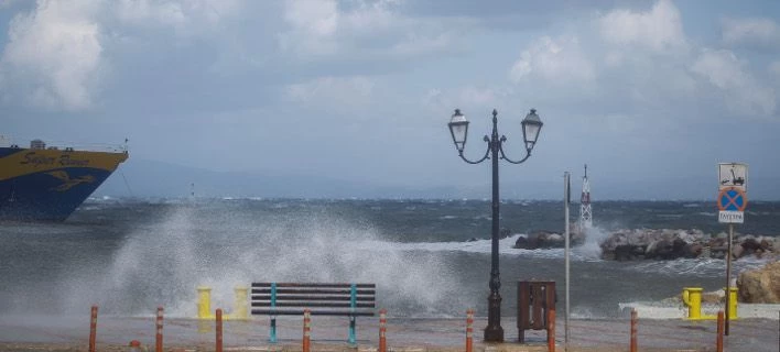 Κλειστά την Παρασκευή όλα τα σχολεία σε Ζάκυνθο και Κεφαλονιά
